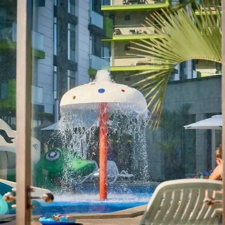 Apartment Exclusive Beach & Pool Premium Seaview Prima Linie La Mare - Parking